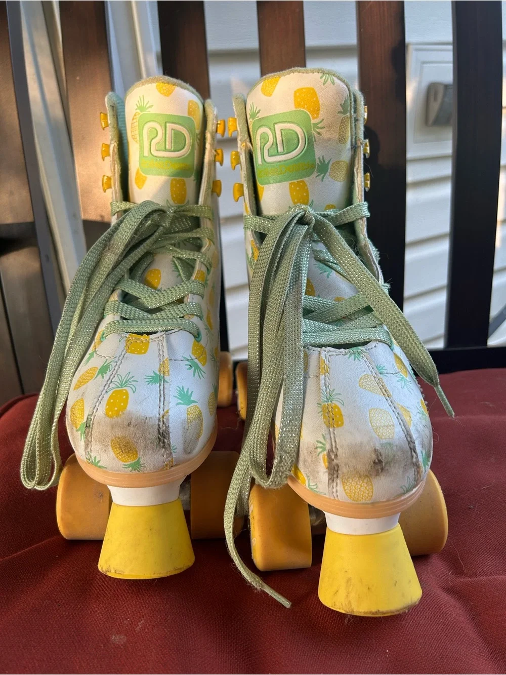 Roller Derby Pineapple-Print Roller Skates - Yellow & Mint